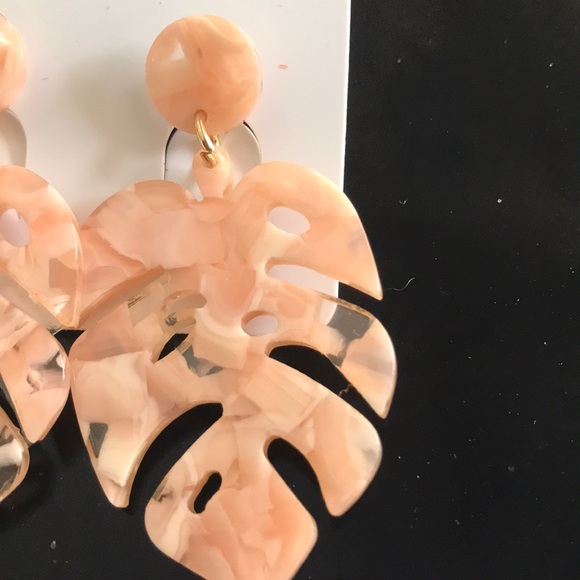 Pastel peach pink long earrings🌺 - Picture 3 of 4